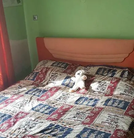 Apartament * يلينيا غورا